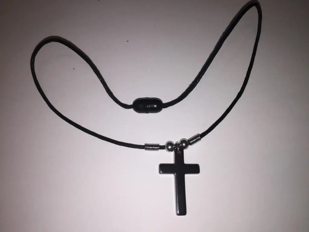 [24-614] Hematite Cross Necklace