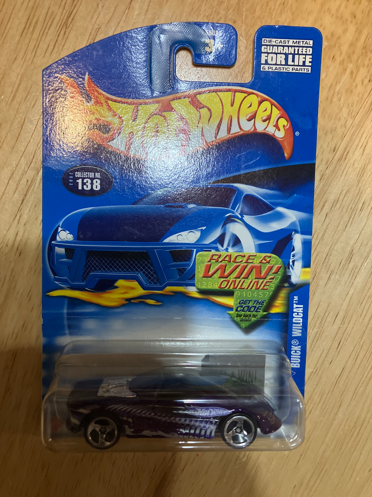 HOT WHEELS 2002 BUICK WILDCAT #138 PURPLE FACTORY SEALED Chorme 3 Spoke Rims