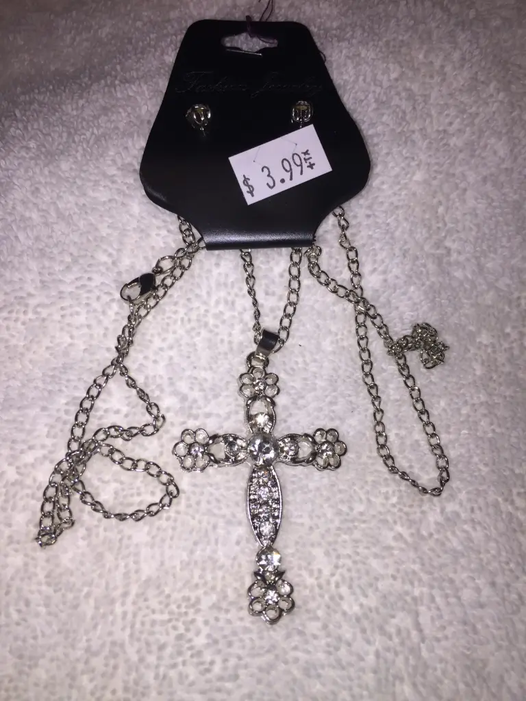 [1438] Gold and silver metal base deco stone cross necklace. Color Silver