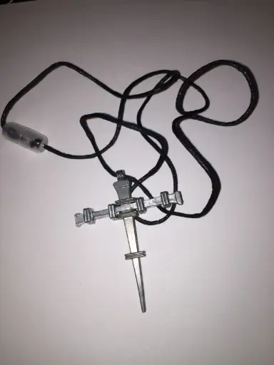 [36-16] Pewtertone Nail Cross Necklaces